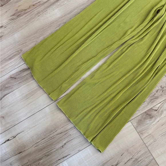 Green Ribbed Pants - Picture 8 of 11